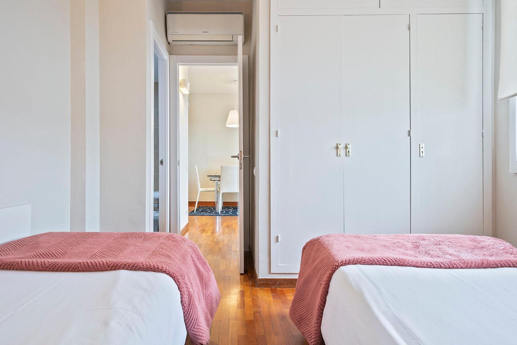 Sarria Attic Apartment Barcelona Exterior photo